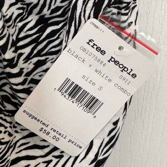 NWT FREE PEOPLE TANK. ZEBRA PRINT BUTTONED & COLLARED TOP. RACERBACK. ROUCHED - Picture 12 of 16